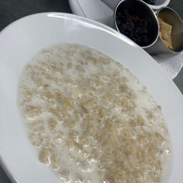 Oatmeal: A Hearty Breakfast Option